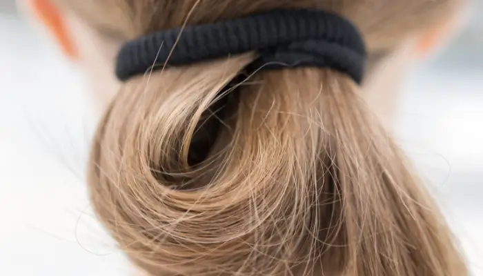 How to Put Hair Extensions in a Ponytail